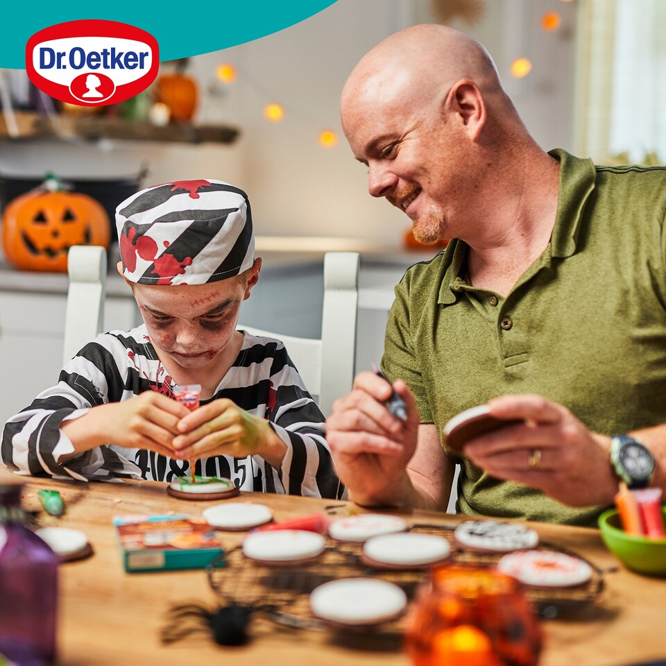 image 1 of Dr. Oetker Halloween Decorating Icing 4 x19g