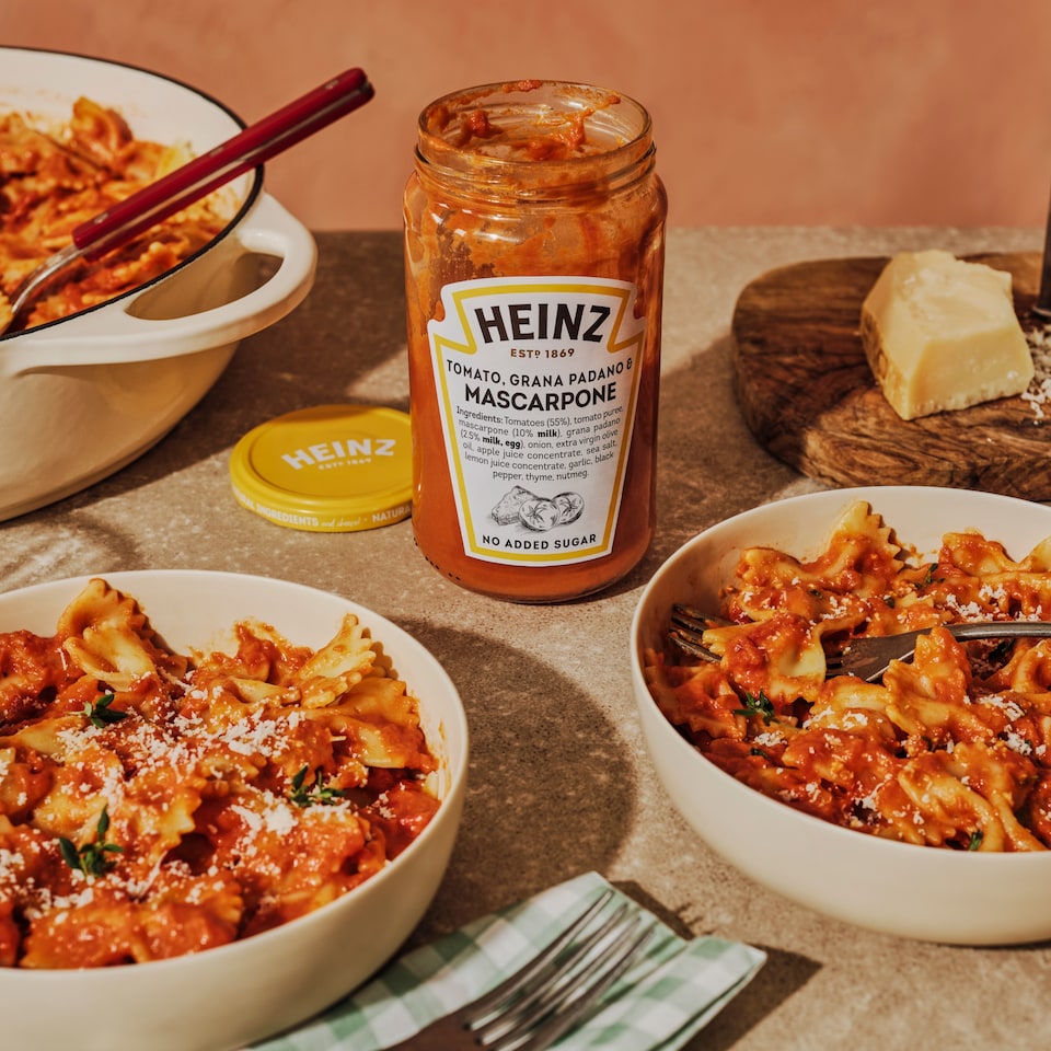 image 1 of Heinz Tomato, Grana Padano & Mascarpone 490G