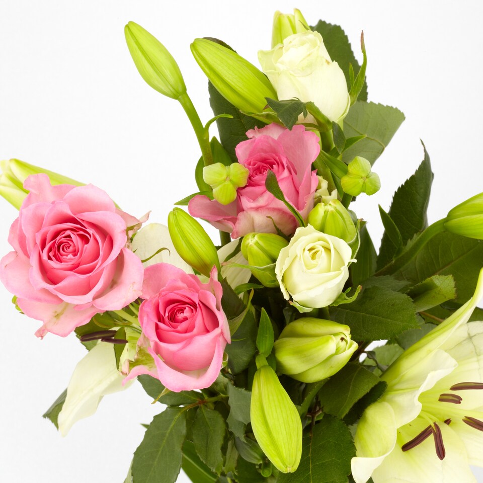 image 1 of Tesco Rose And Lily Bouquet