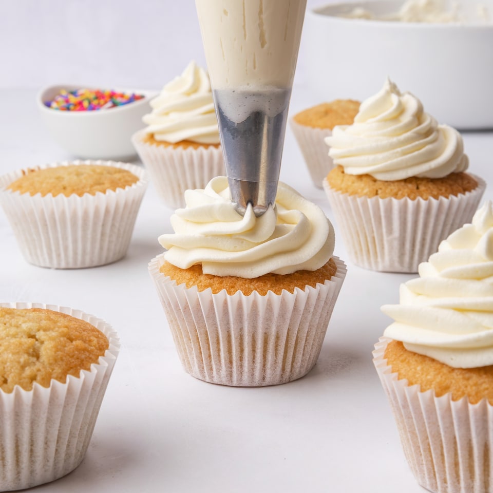 image 1 of Silver Spoon Vanilla Icing Sugar 200g