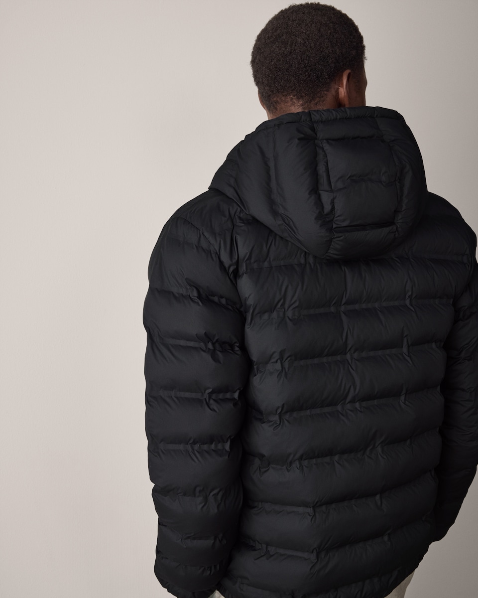 image 1 of F&F Active OUTDOOR Lightweight Warmth Thermal Jacket in Black
