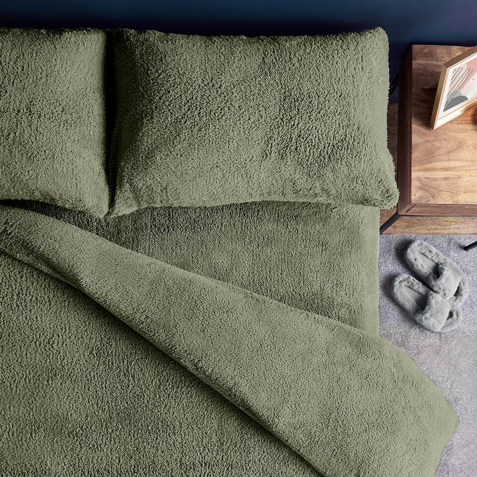 image 1 of Silentnight Green Teddy Duvet Double