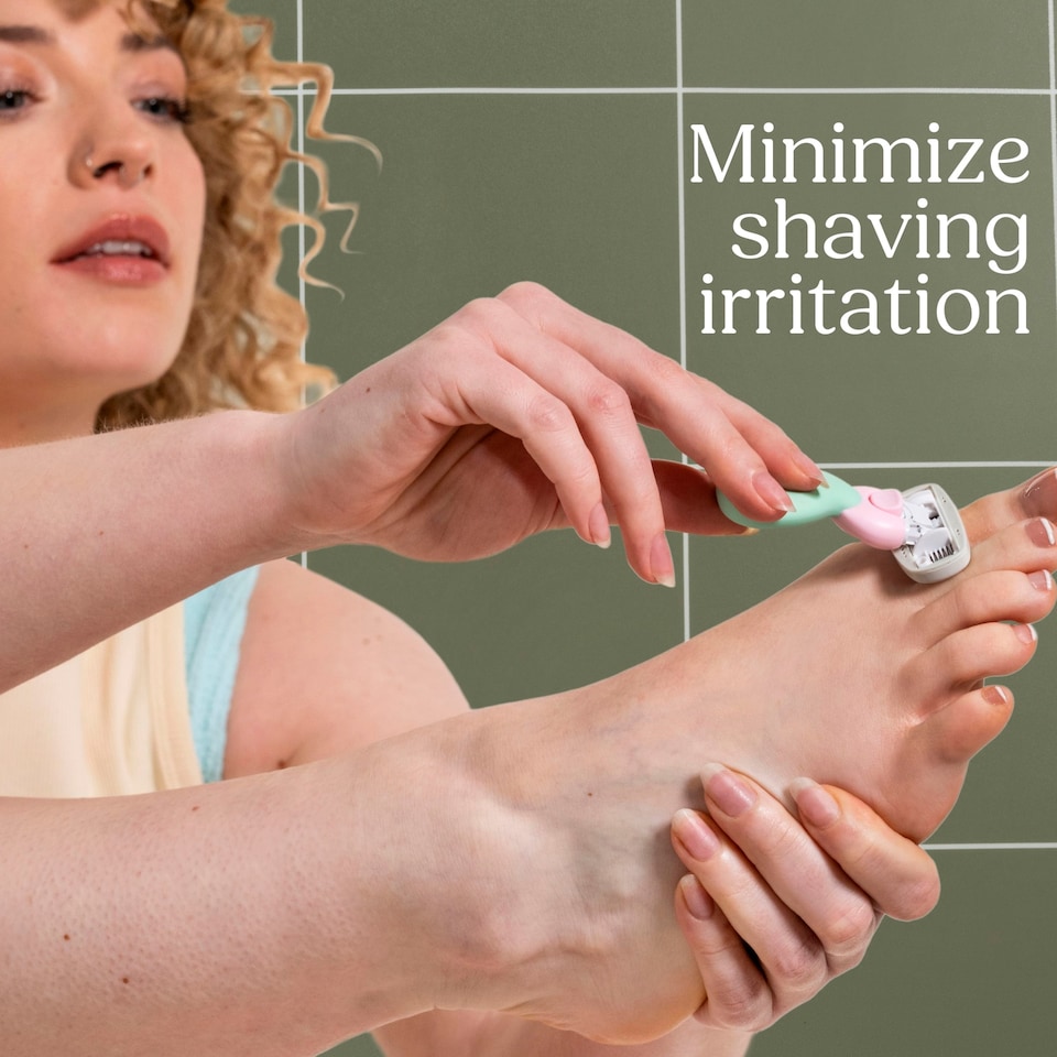 image 1 of Wilkinson Sword Intuition Complete Mini Razor