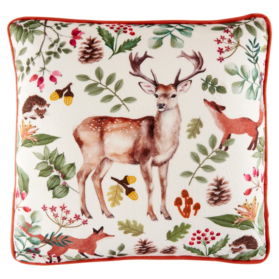 F&F Home Deer szarvas mintás díszpárna 45 cm x 45 cm