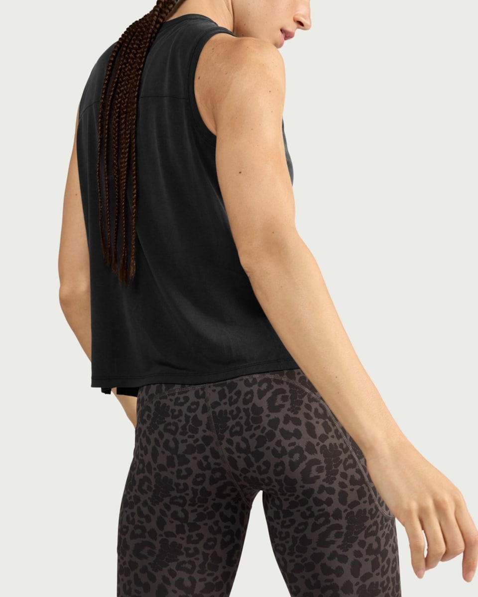 image 1 of F&F Active EVERYHOUR Sleeveless Vest in Black