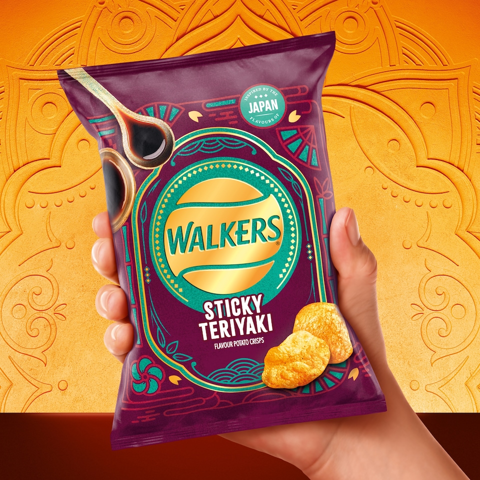 image 1 of Walkers Sticky Teriyaki Multipack Crisps 6 x 25g