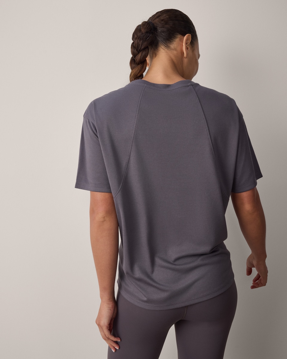 image 1 of F&F Active ULTRASTRETCH Modal Rich T-Shirt in Chocolate
