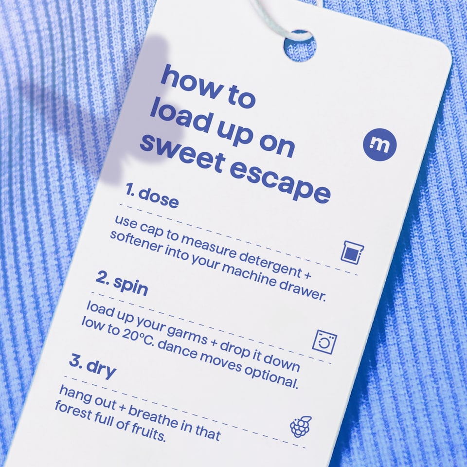 image 1 of Method Berry Splash Laundry Liquid 990ml 33W