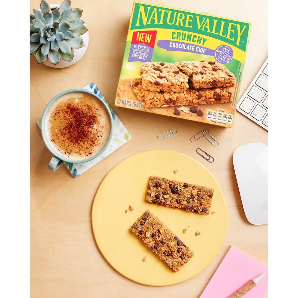 image 1 of Nature Valley Crunchy Chocolate Chip Cereal Bars 5 x 42g