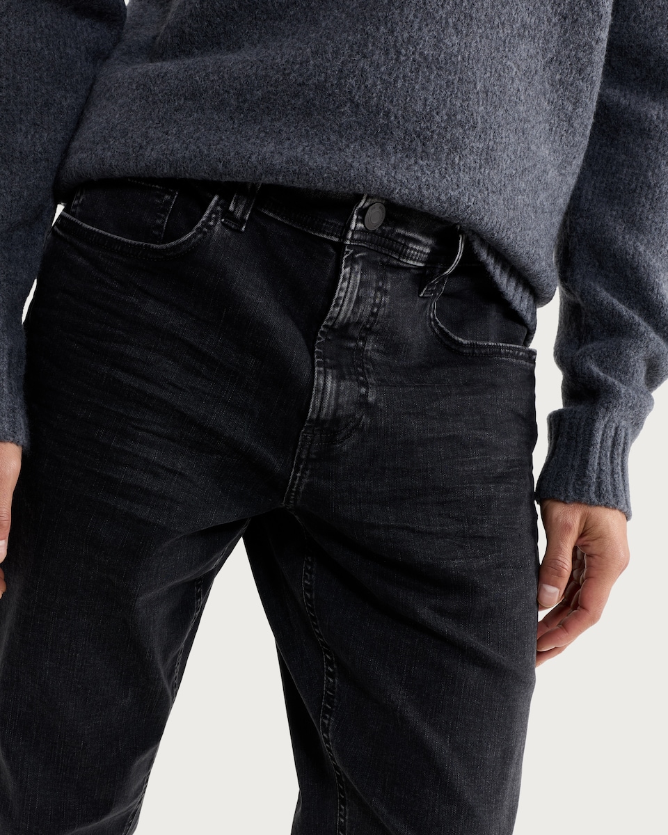image 1 of F&F FREEF!T® Cotton Rich Straight Fit Jeans in Black