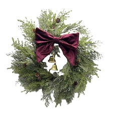 Christmas Garlands & Wreaths