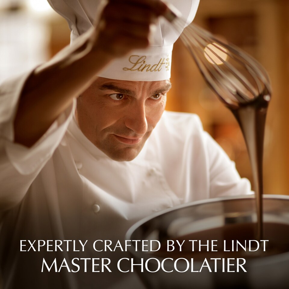 image 1 of Lindt Snowdrops Chocolate Bag 70g 