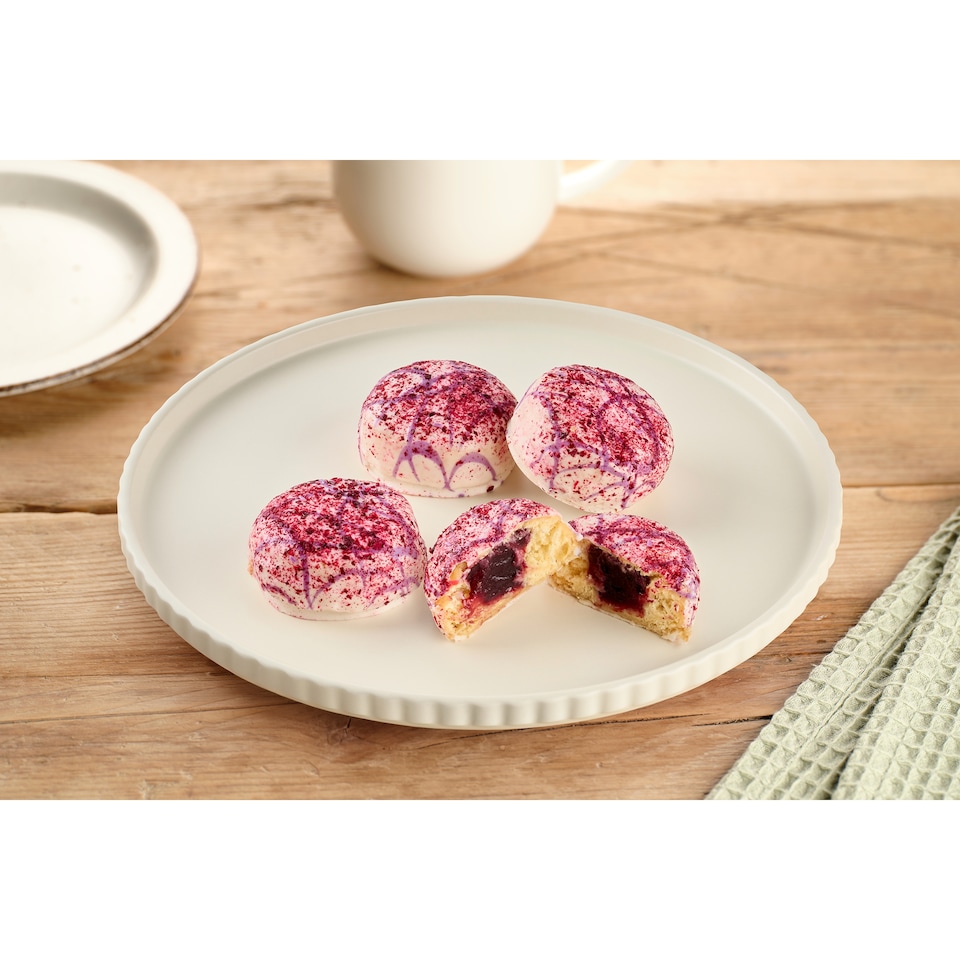 image 1 of Tesco Dooti Minis with Blackcurrant Filling 42g
