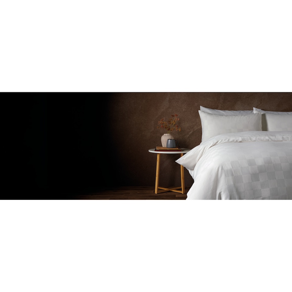 image 1 of F&F Home Hotel White Sateen Checkerboard Duvet Cover Set Double