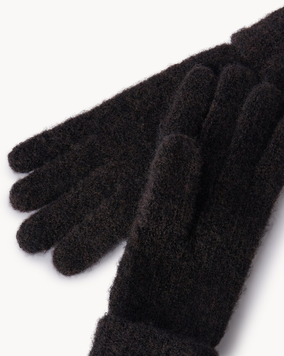 image 1 of F&F Knitted Gloves in Chocolate