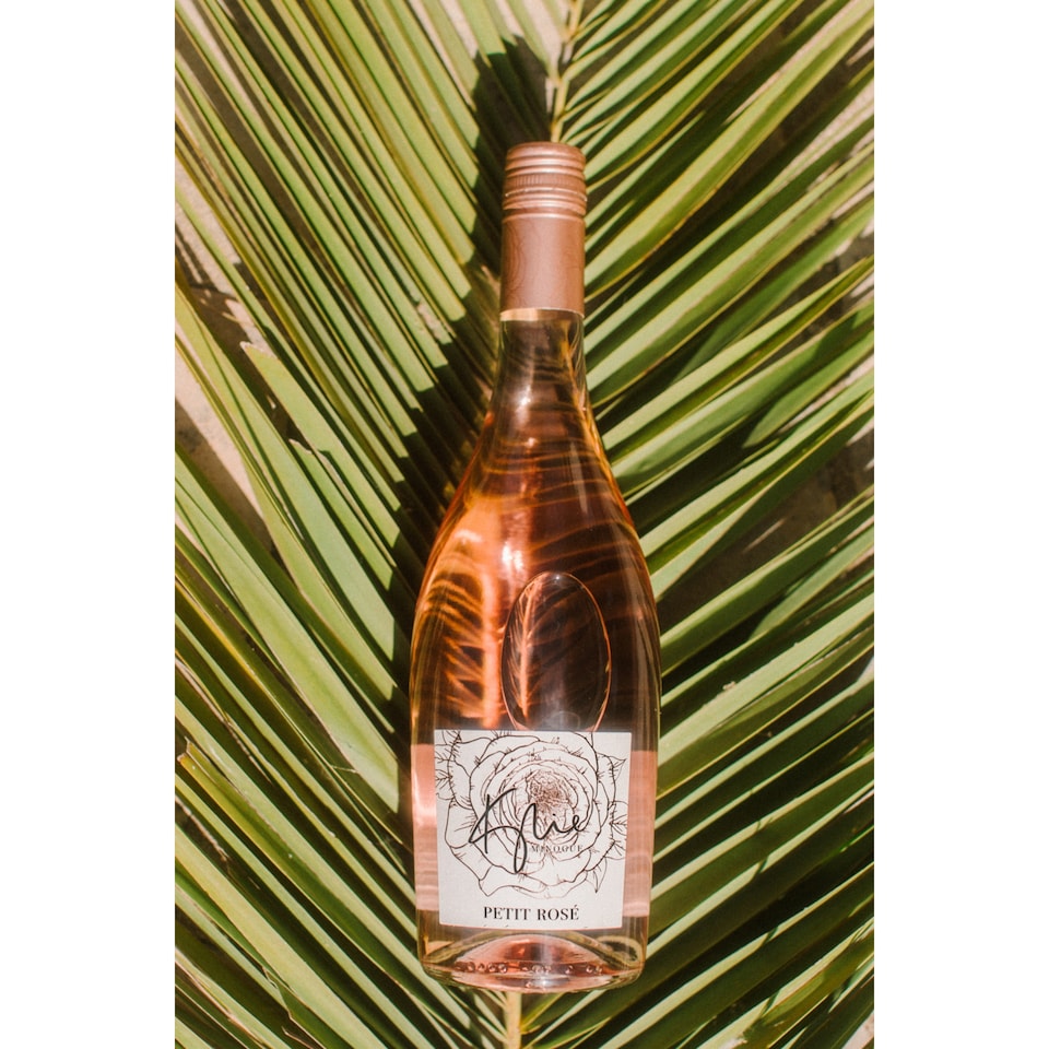 image 1 of Kylie Minogue Petit Rose 75cl