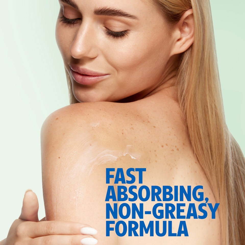 image 1 of  Vaseline Body Lotion Aloe Soothe Ultra Hydrating Lipids + Aloe vera 600ml