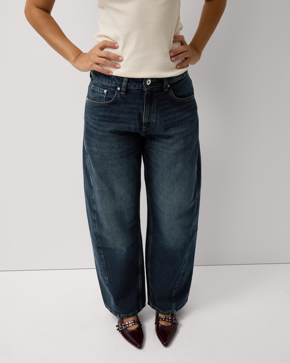 image 1 of F&F Tapered Barrel Leg Jeans in Navy