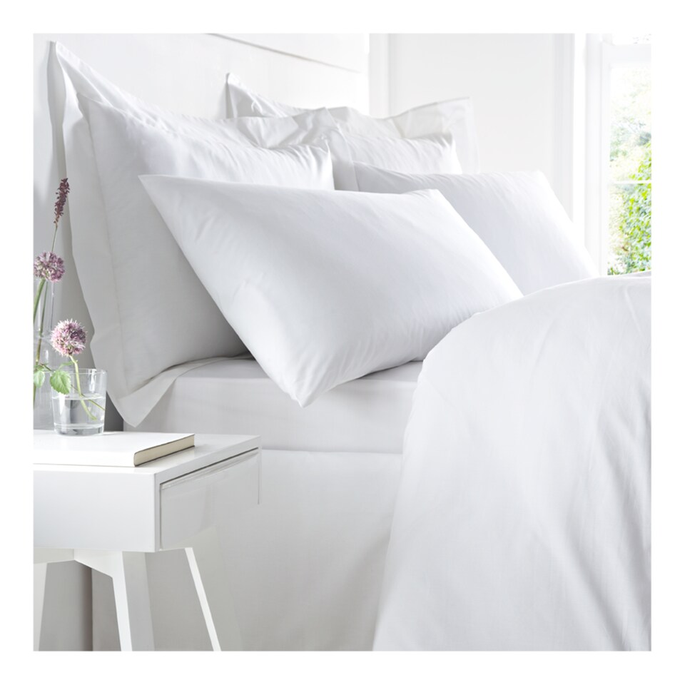 West Park Retreat White 300 Thread Count Deep Fitted Sheet Super King