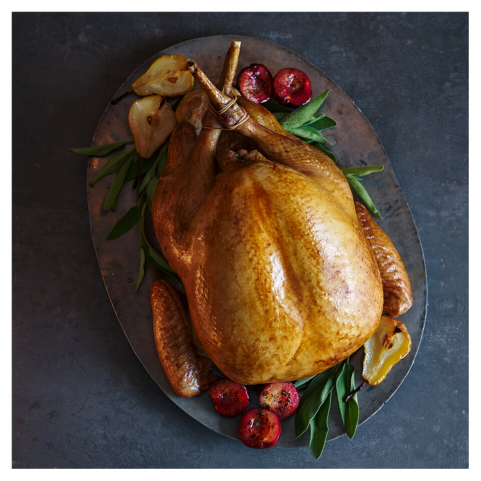 Tesco Basted Whole Turkey Medium 4.5kg-5.99kg Serves 11-14
