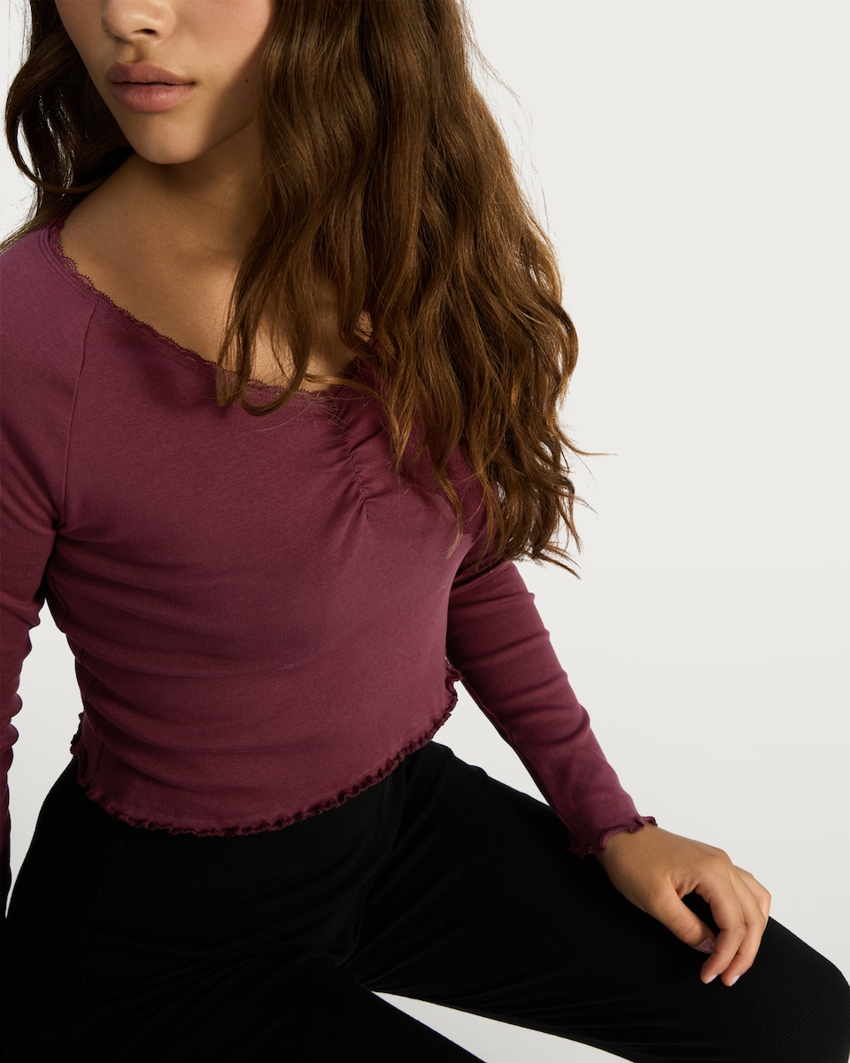 image 1 of OH ME OH MY Cotton Rich Ruched Lace Trim Top in Berry