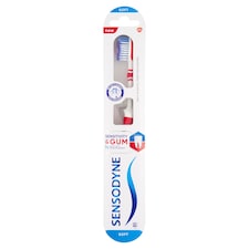 Sensodyne Sensitivity & Gum Soft zubní kartáček