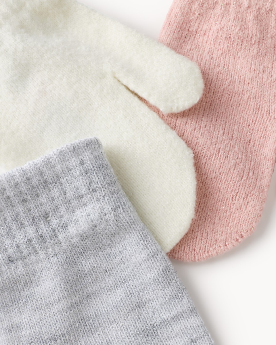 image 1 of F&F Girls 3-Pack Magic Mittens in Multi