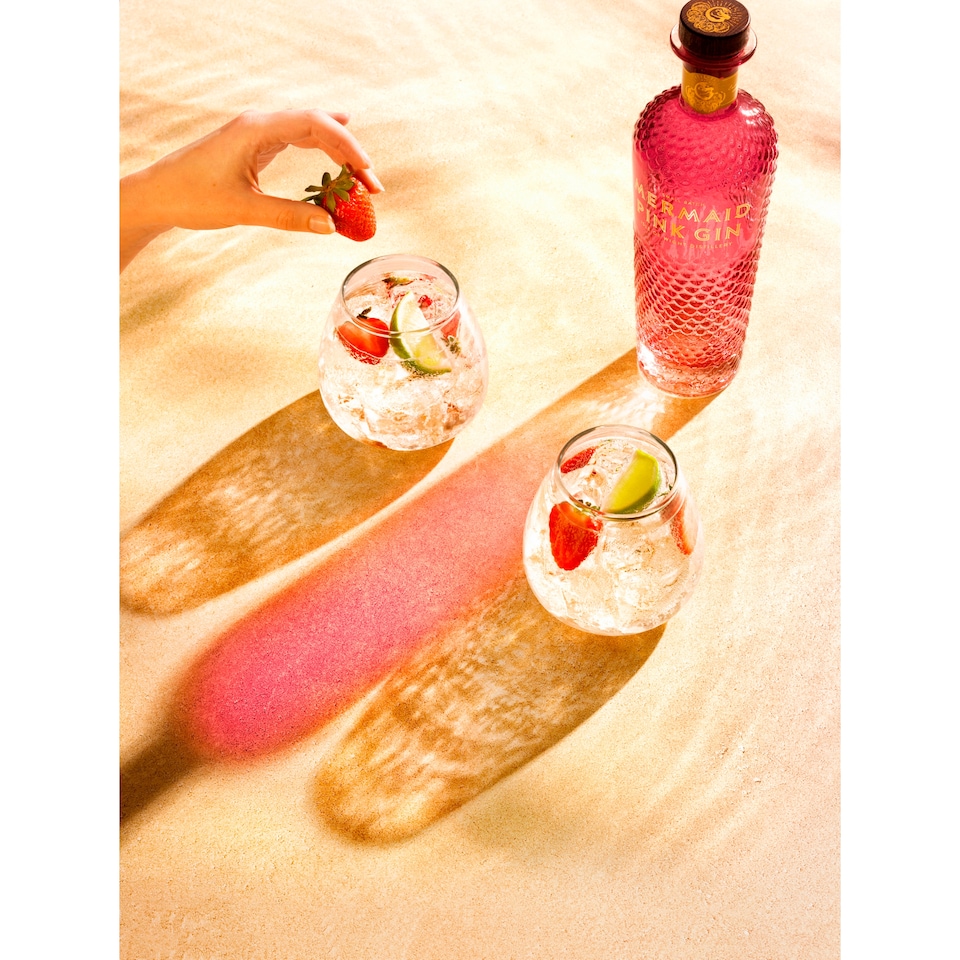 image 1 of Mermaid Pink Gin 70Cl