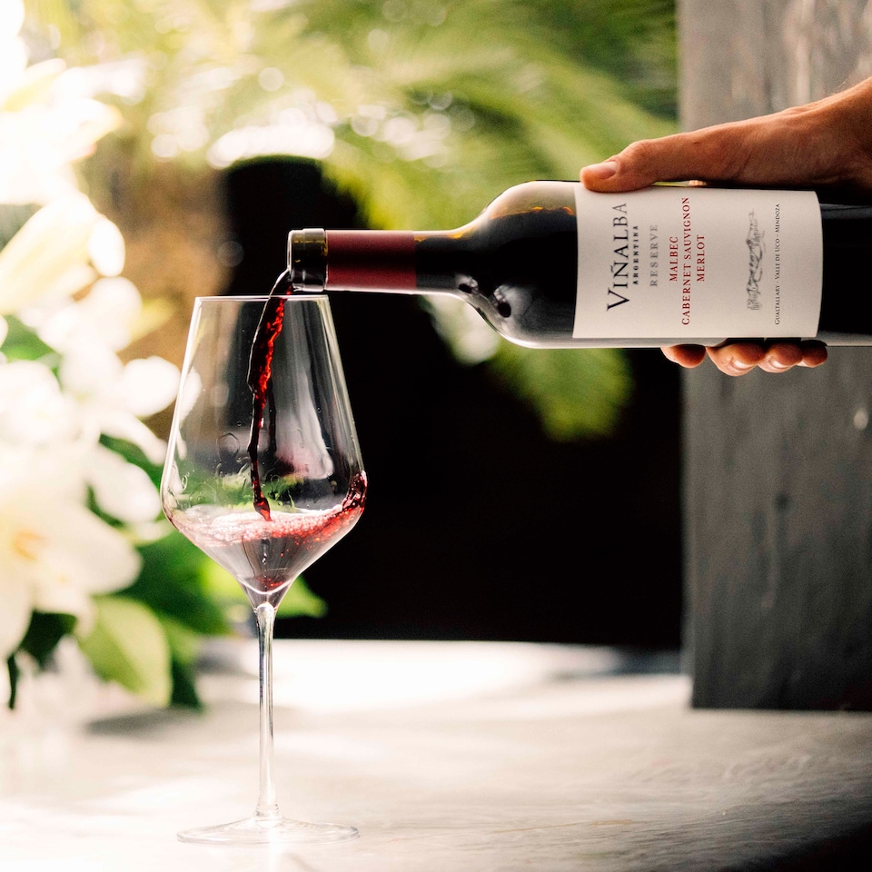 image 1 of Vinalba Reserve Malbec Cabernet Sauvignon Merlot 75cl