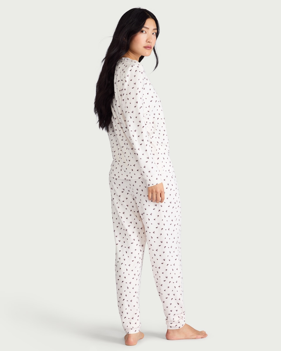 image 1 of F&F Textured Floral Print Pyjama Set in Cream