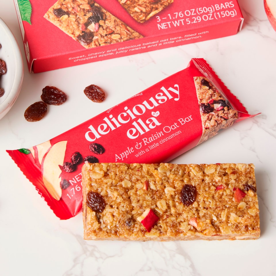image 1 of Deliciously Ella Oat Bars - Apple, Raisin & Cinnamon 3 Pack 50g