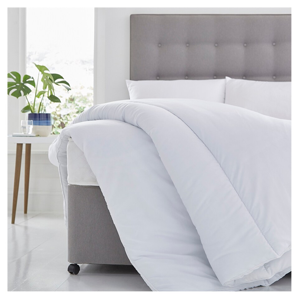 image 1 of Silent Night Summer Cool 4.5 Duvet King