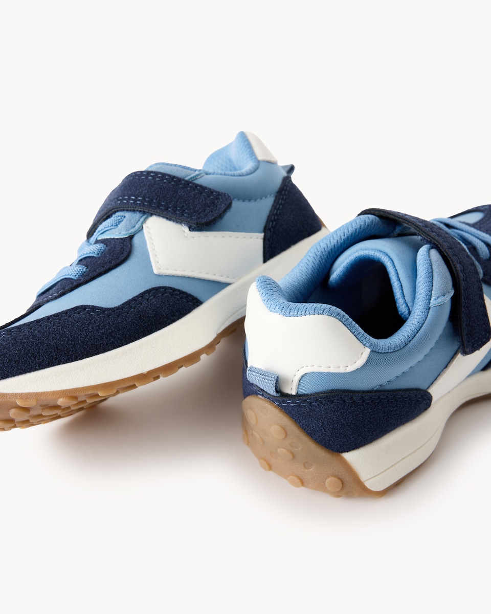 image 1 of F&F Boys Side Detail Trainers in Blue
