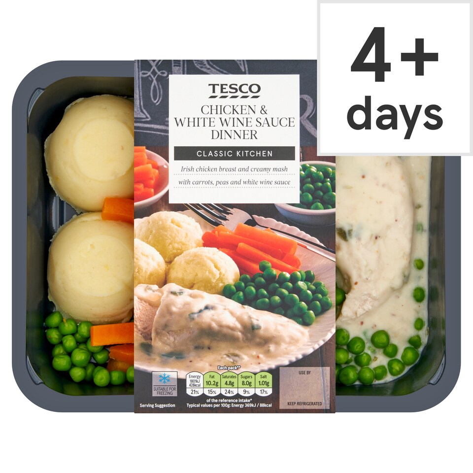 TESCO CLASSICS CHICKEN & WHITE WINE SAUCE DINNER 500G