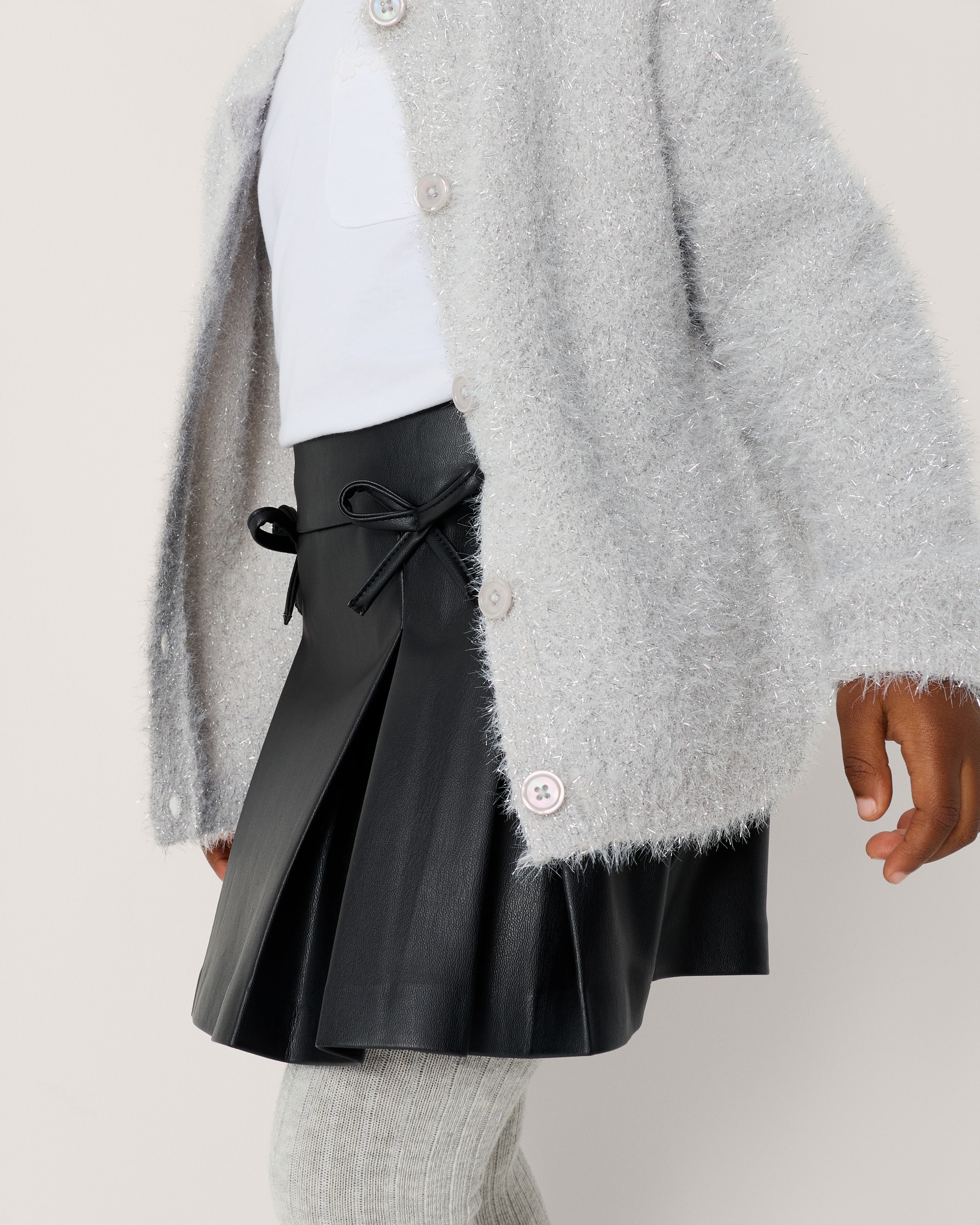 F&F Girls Faux Leather Pleated Skirt in Black, 4-5 Years