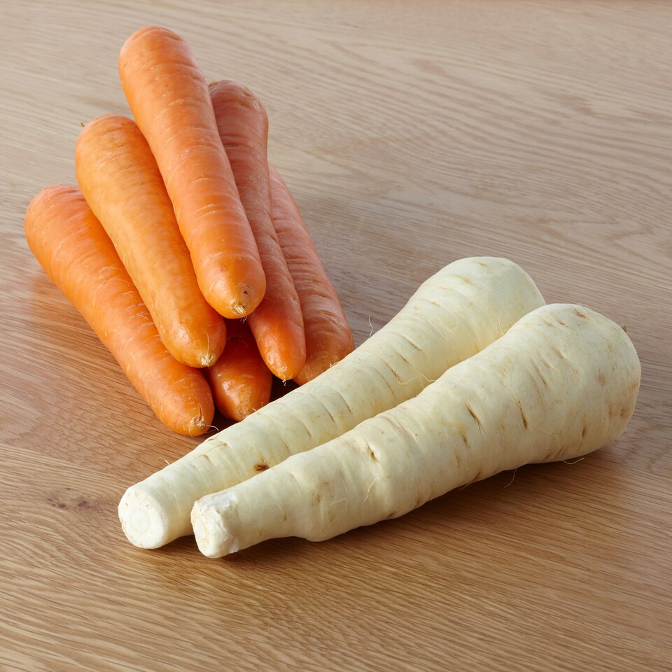 image 1 of Tesco Carrot Parsnip 1Kg