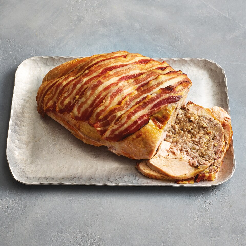 Tesco Finest Bronze Turkey Crown with Pork, Cranberry and Chestnut Stuffing 1.85kg-2.9kg (Serves 8 to 12)
