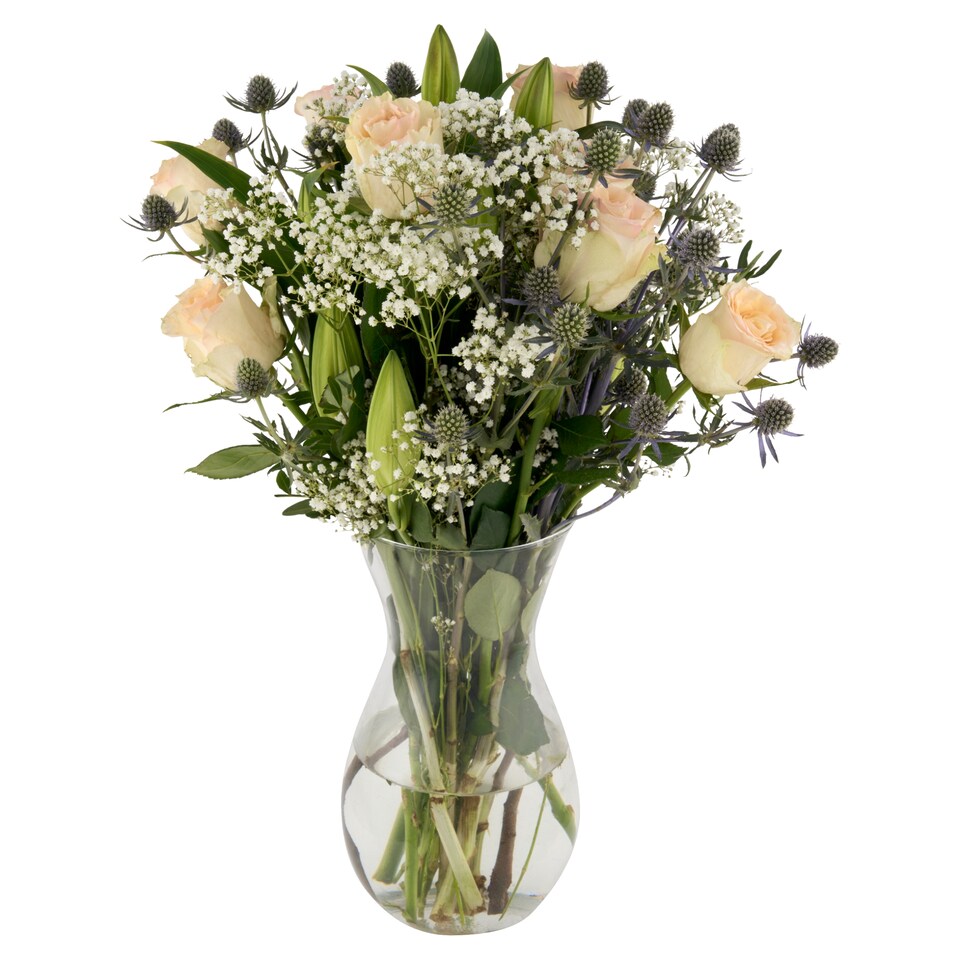 Tesco Deluxe Rose and Lily Bouquet