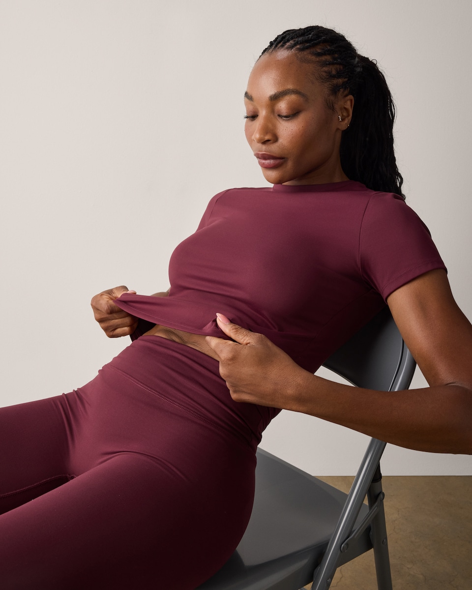 image 1 of F&F Active EVERYHOUR Short Sleeved T-Shirt  in Burgundy