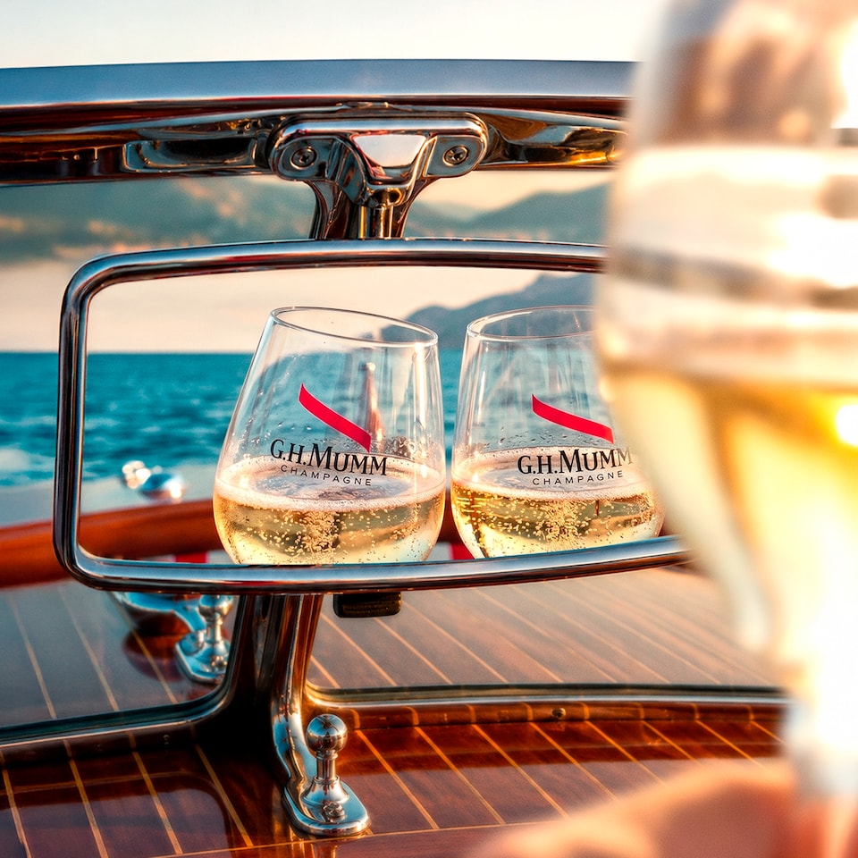 image 1 of G.H. Mumm Champagne Brut Cordon Rouge 75cl