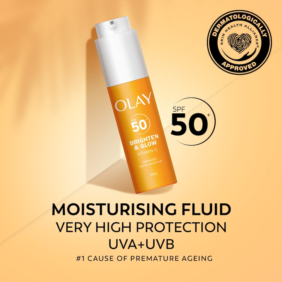 image 1 of Olay Vitamin C Brighten & Glow 3in1 Moisturising Fluid SPF50 50ml