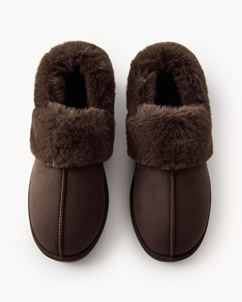 image 1 of F&F Faux Fur Lined Slippers in Chocolate