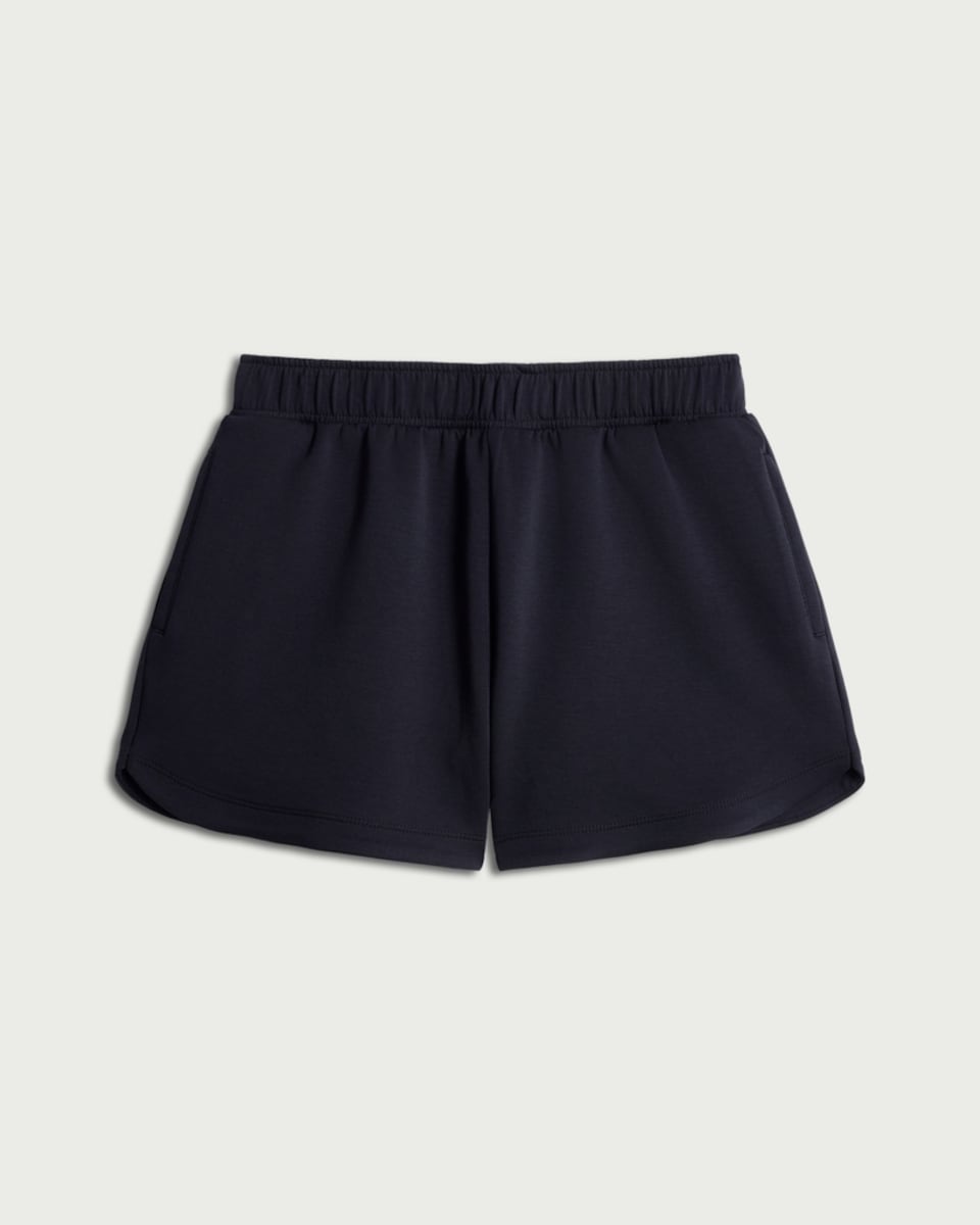 F&F Active EVERYHOUR Shorts in Black