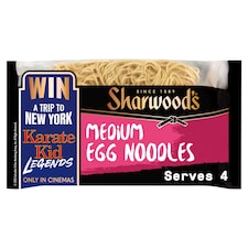 Sharwood's Medium Egg Noodles 226g 