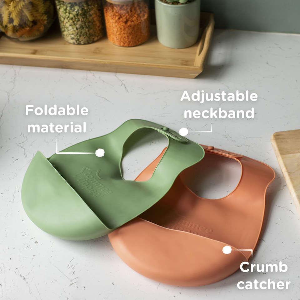 image 1 of Tommee Tippee Explora Roll & Go Bib