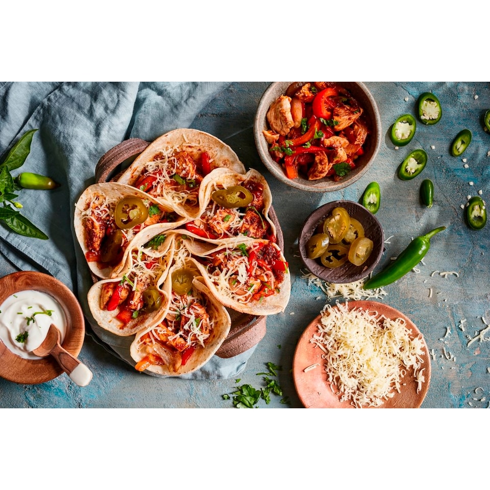 image 1 of Capsicana Mexican Chilli & Honey Fajita Kit 335g