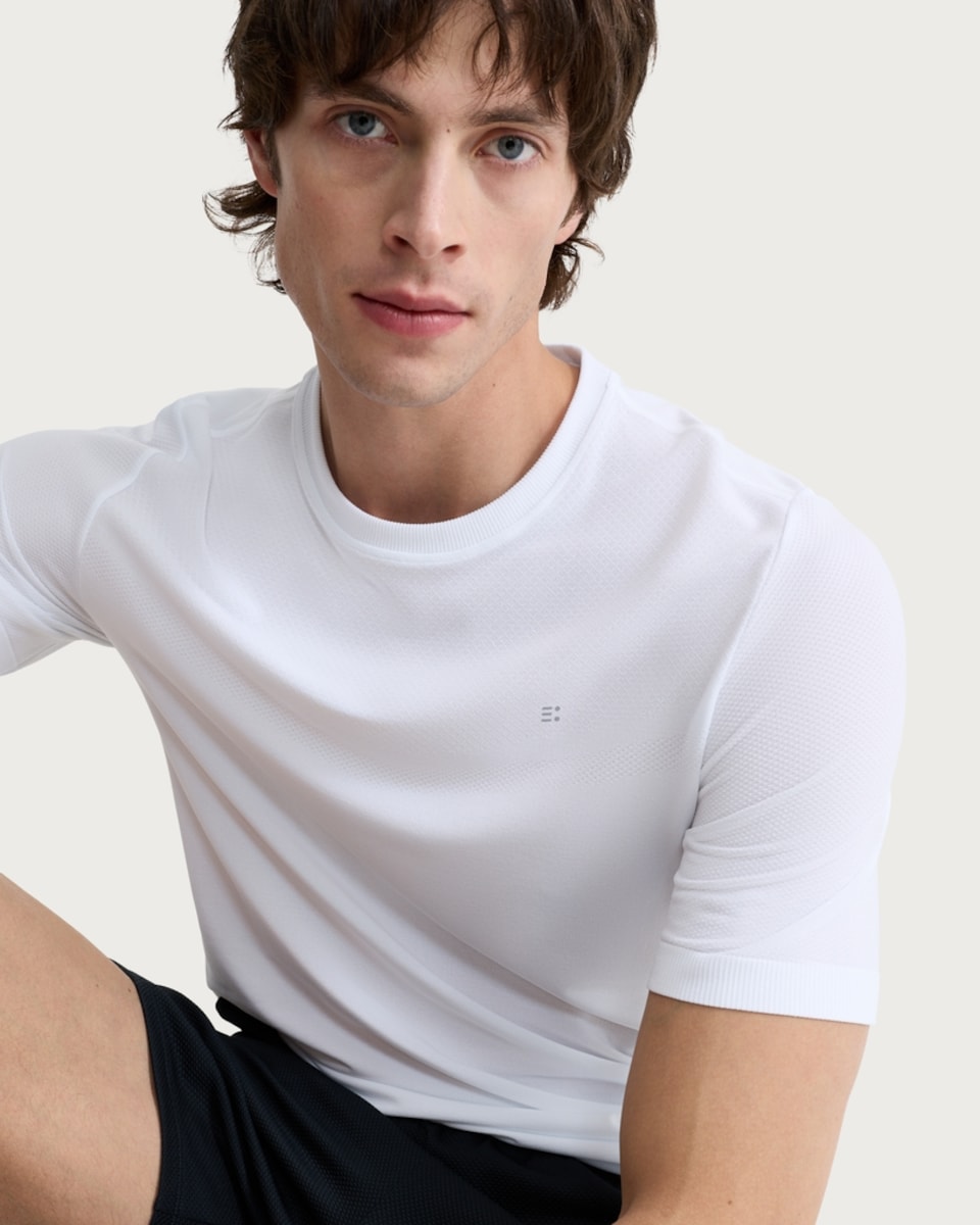 image 1 of F&F Active ULTRARUN Seamless Short Sleeved T-Shirt in White