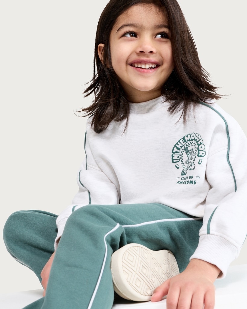 F&F Boys 2-Piece Cotton Rich Pizza Print Sweatshirt and Wide Leg Joggers Set in Green
