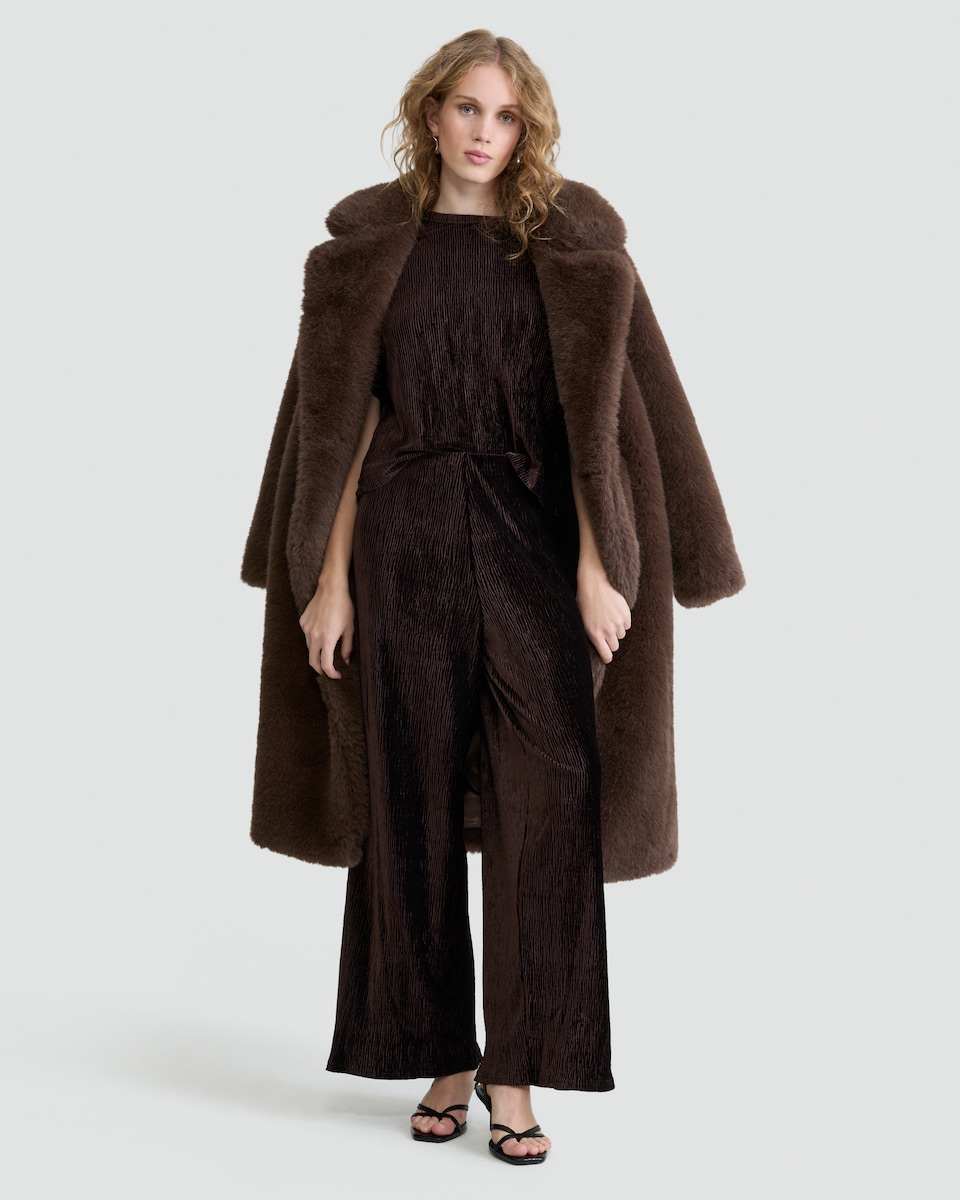 image 1 of F&F Velvet Textured Short Sleeved Co-ord Top in Brown