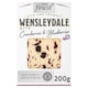 Obrázek 2 pro produkt Tesco Finest Wensleydale tvrdý plnotučný sýr se slazenými sušenými brusinkami a borůvkami 200g